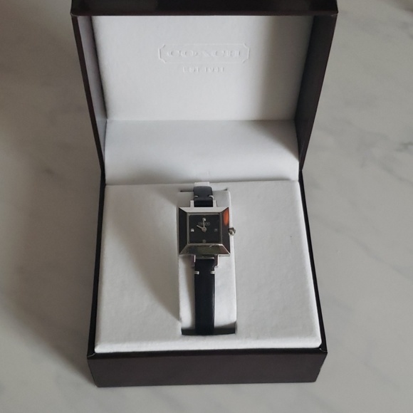 Women's Coach Watch Stainless Steel Black Leather - Picture 1 of 8